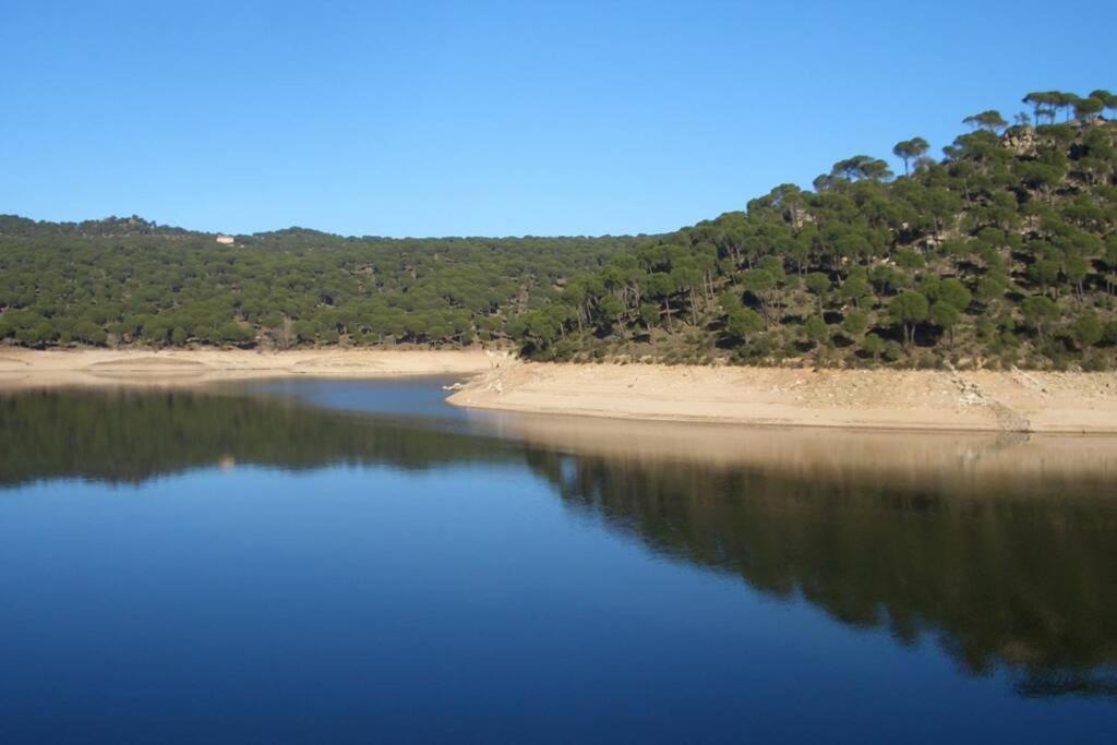 La Casita De Noe Con Vista Al Pantano De San Juan Villa San Martín de Valdeiglesias Eksteriør billede